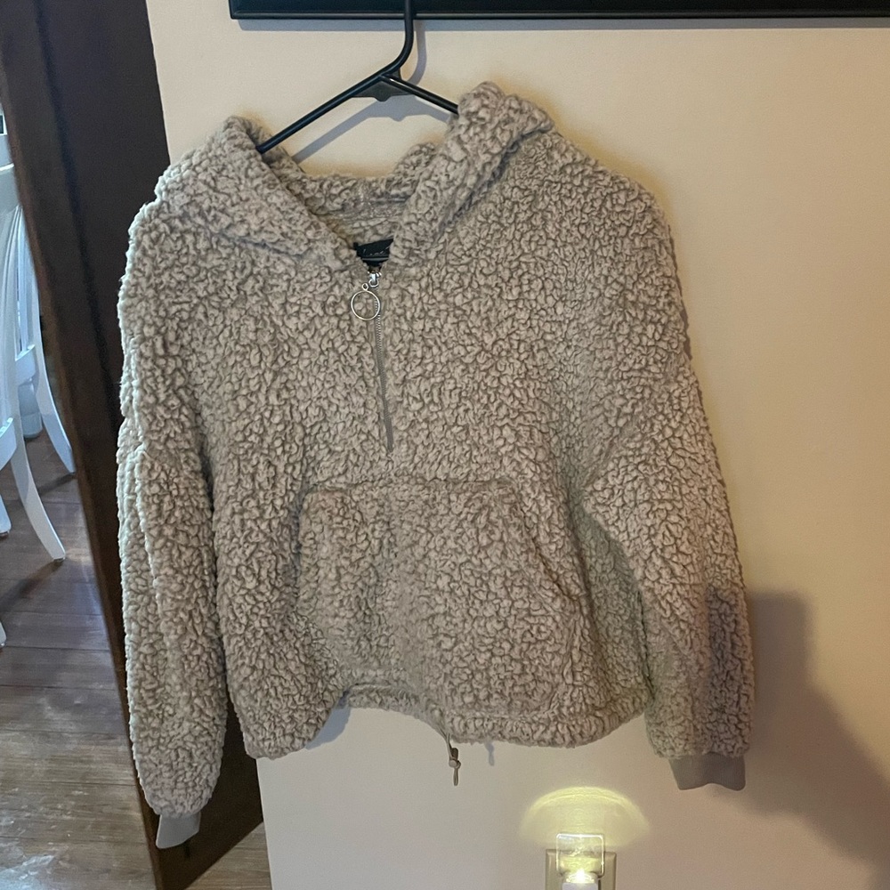 Sherpa sweatshirt